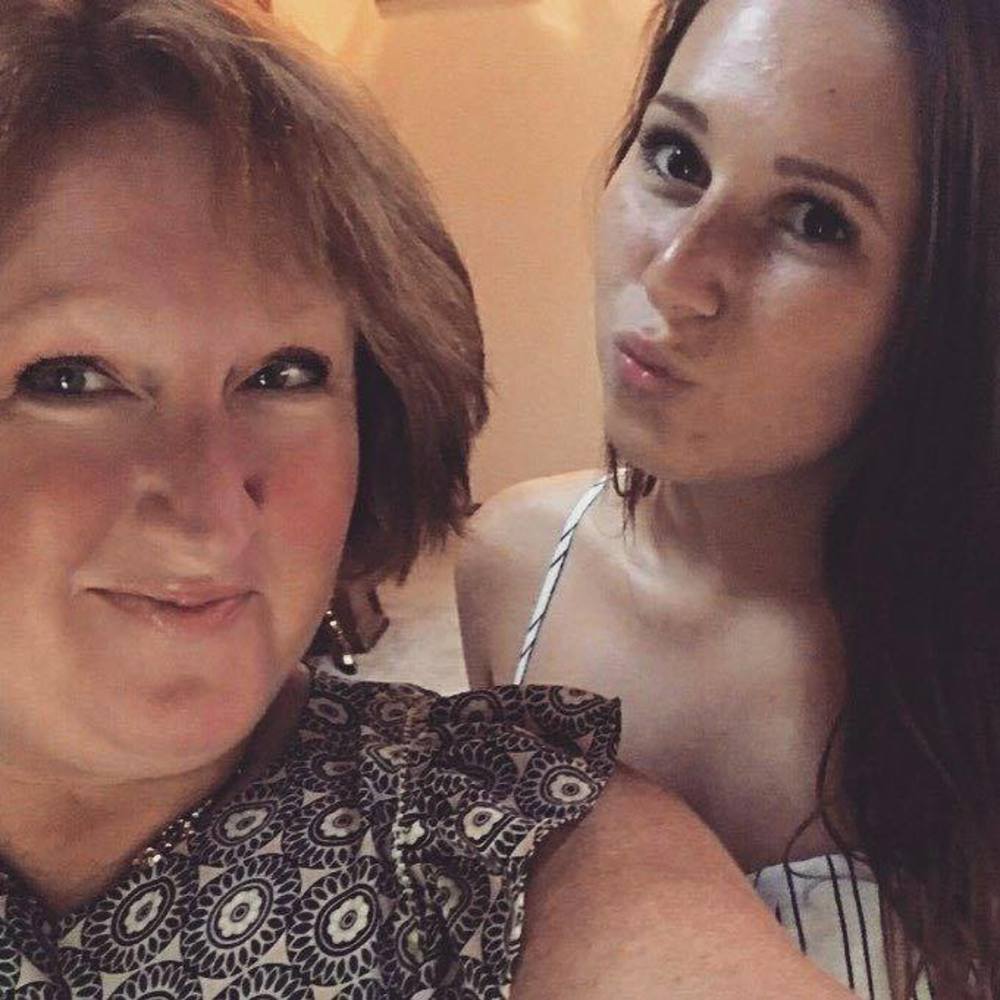 Meet your Posher, Julia
